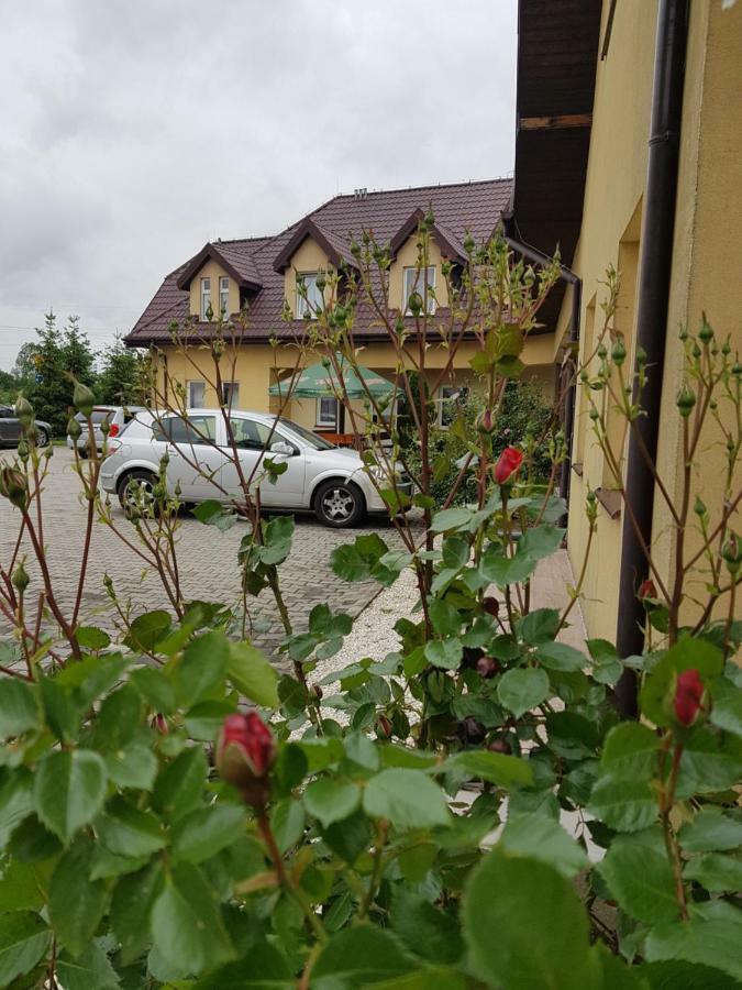 Hotelik Pod Baranami Siechnice Extérieur photo